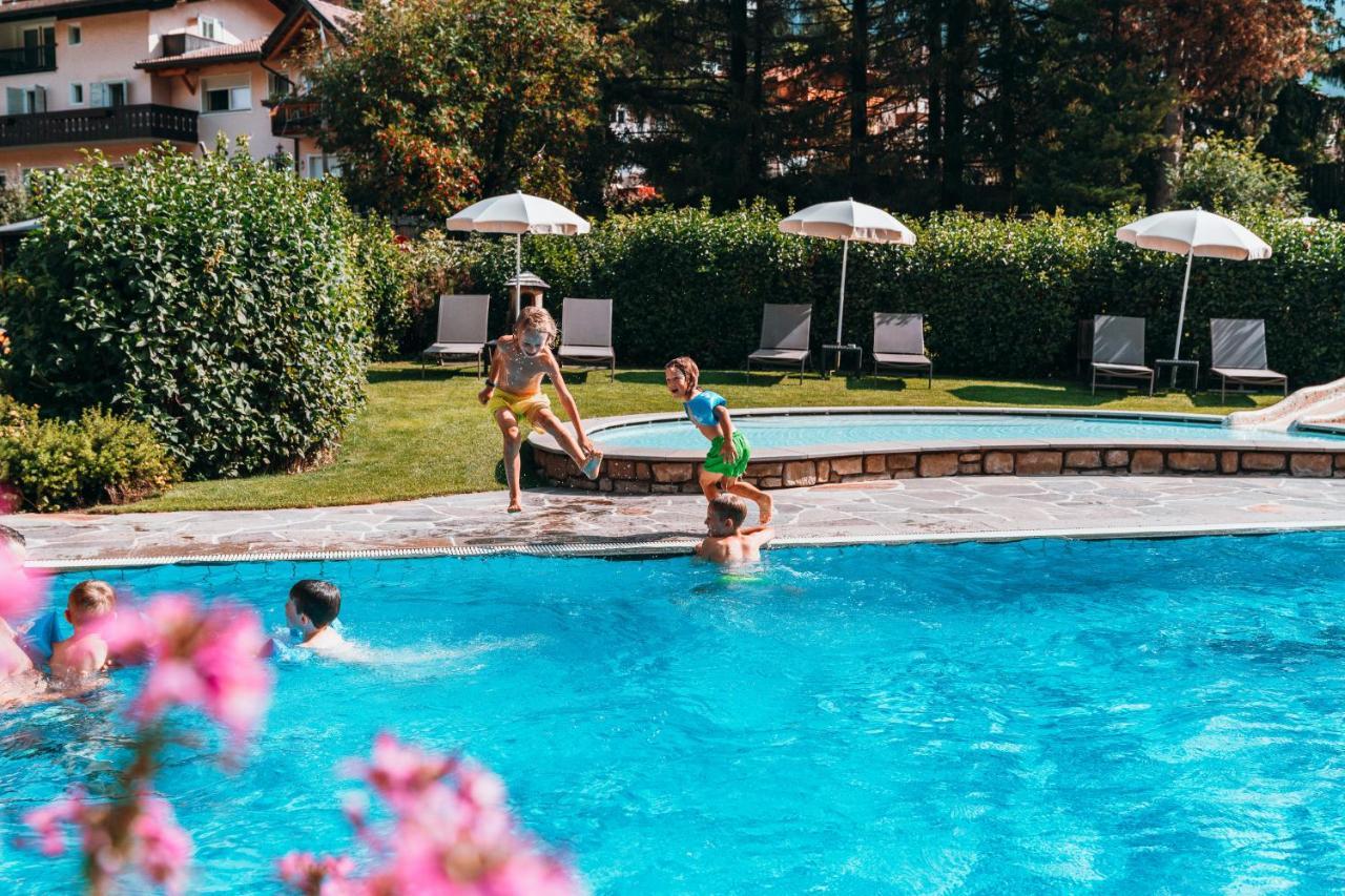 Family Hotel Posta Santa Cristina Val Gardena Esterno foto