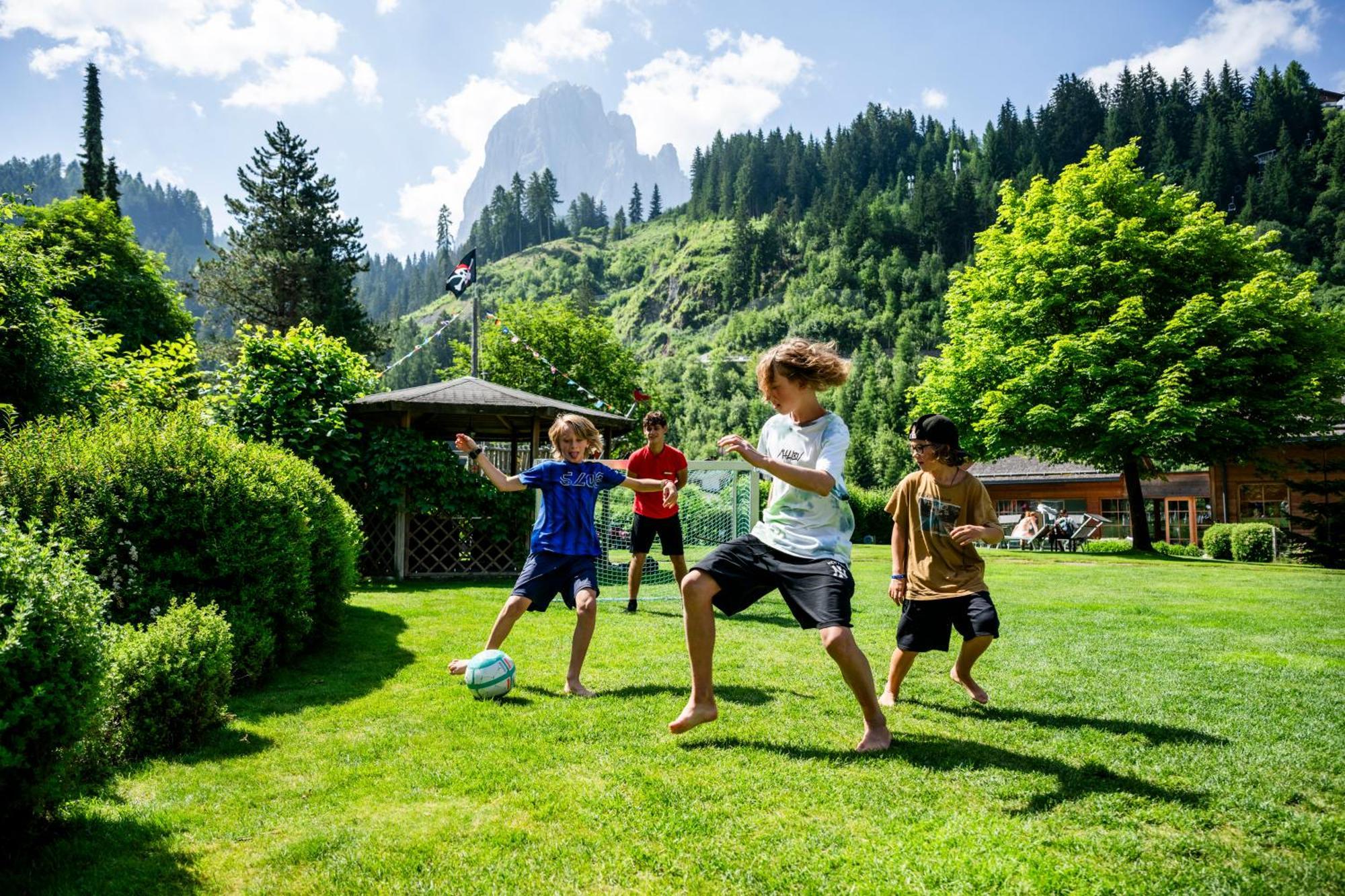 Family Hotel Posta Santa Cristina Val Gardena Esterno foto